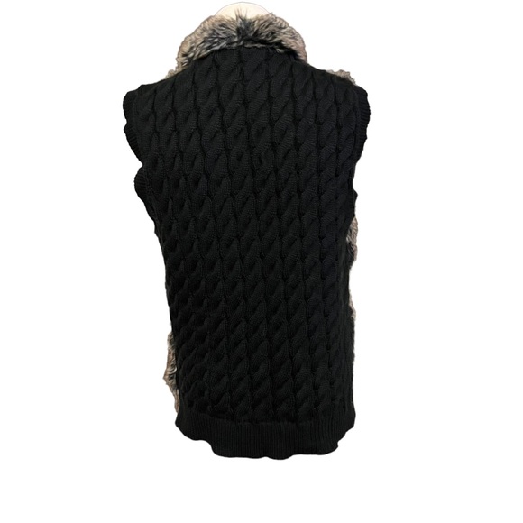 Sebby Sleeveless Faux Fur w/Cable Knit Size Medium - Picture 4 of 7